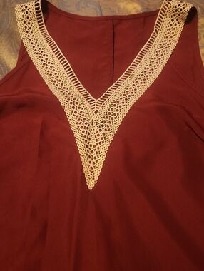 SHEIN Burgundy Sleeveless Top with Cream Crochet V-Neck
